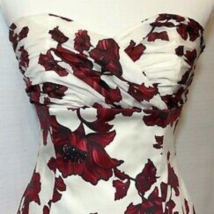 White House Black Market • Sexy Floral Bustier